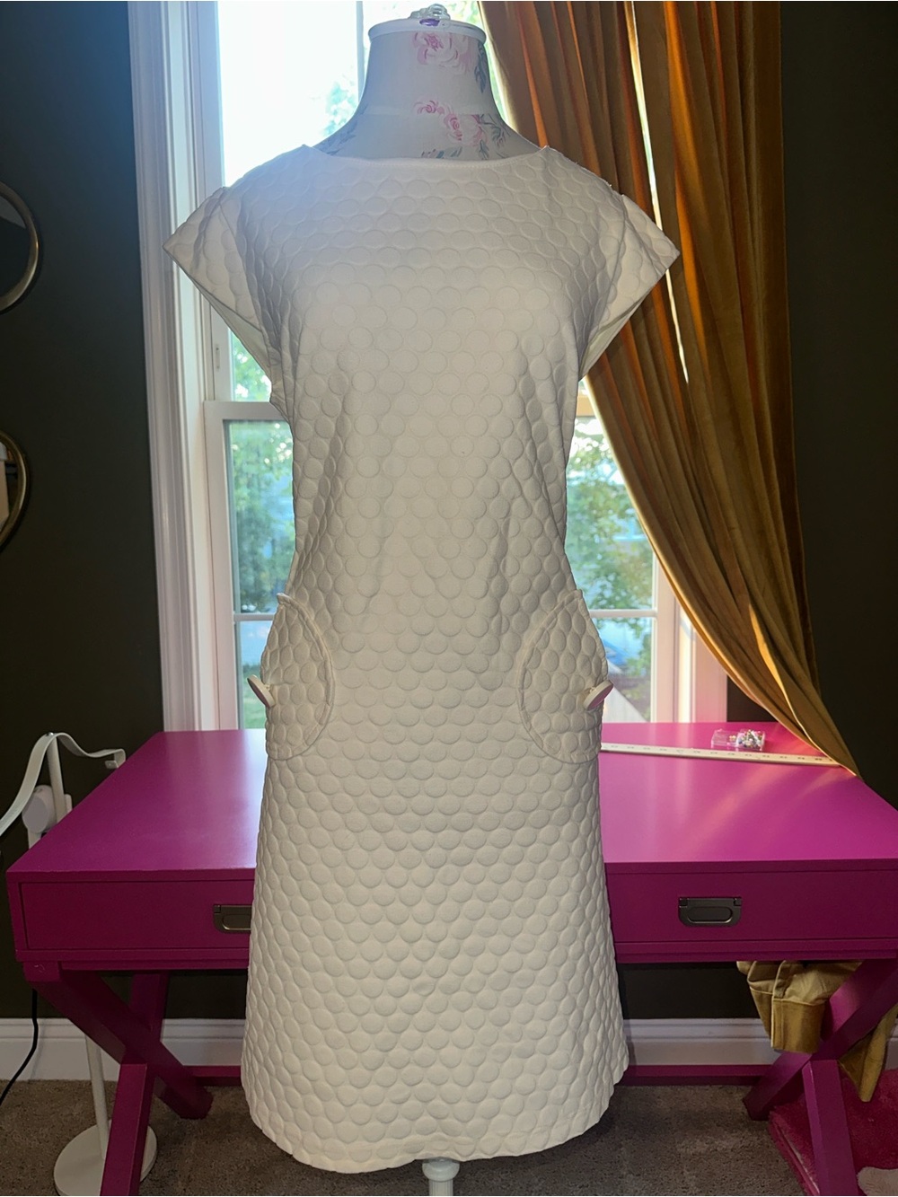 Joseph Ribkoff White Quilted Cap-Sleeve Midi Dress
